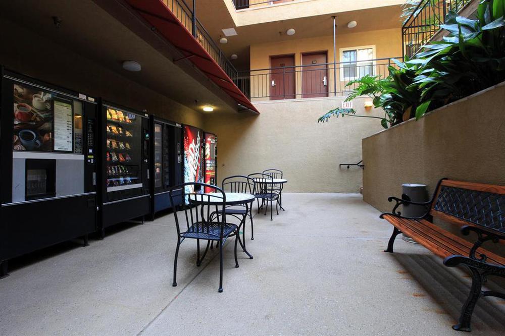 Quality Inn San Diego Downtown North Экстерьер фото